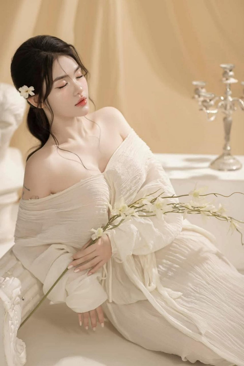 Cô con ghệ quá dâm bị anh trai phang dằn mặt